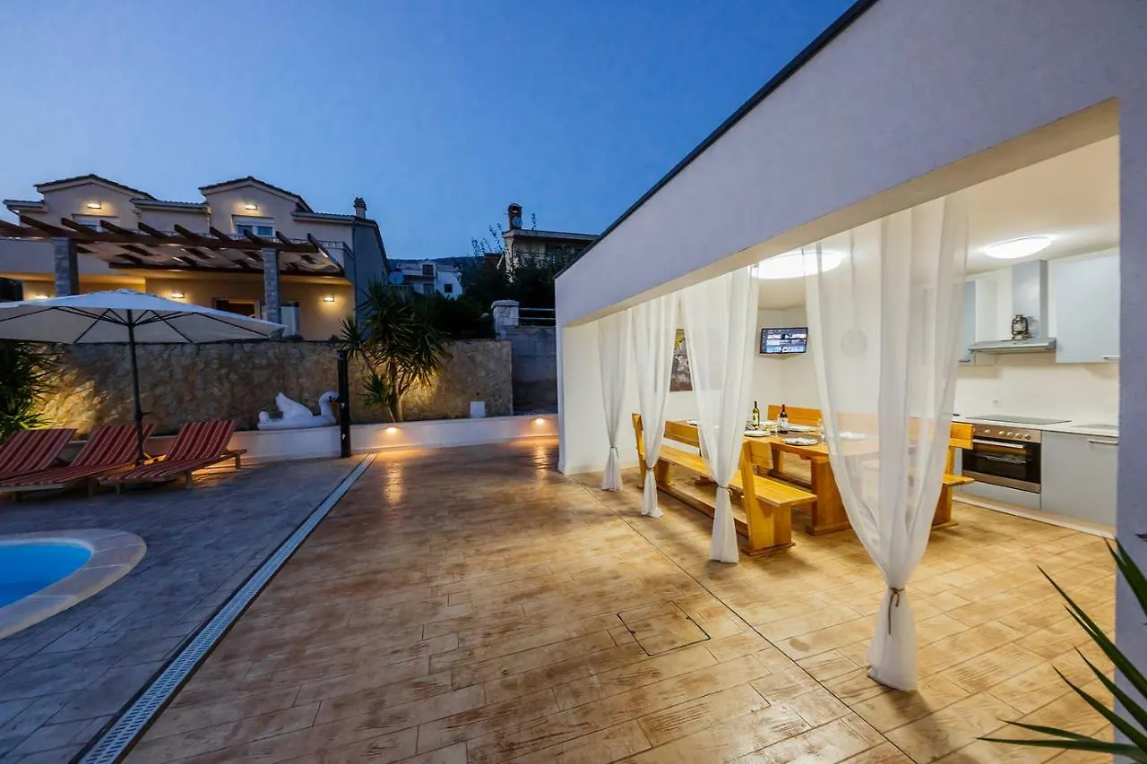 Sun-Kissed Luxury Mediterranean Villa Kastela